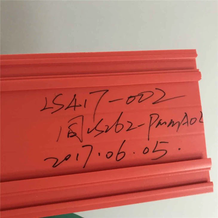 Plastic Corner Extrusion Profile